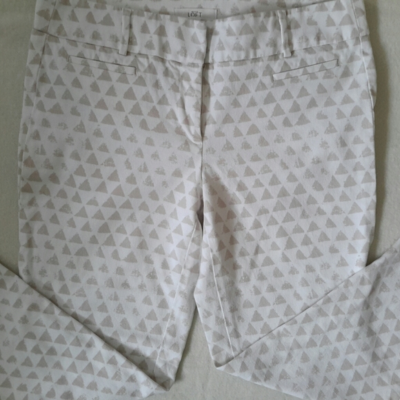 🧞♀️ Women's Ann Taylor Loft jeans. - Picture 3 of 3